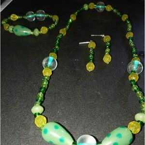 Green And Yellow Beaded necklace 